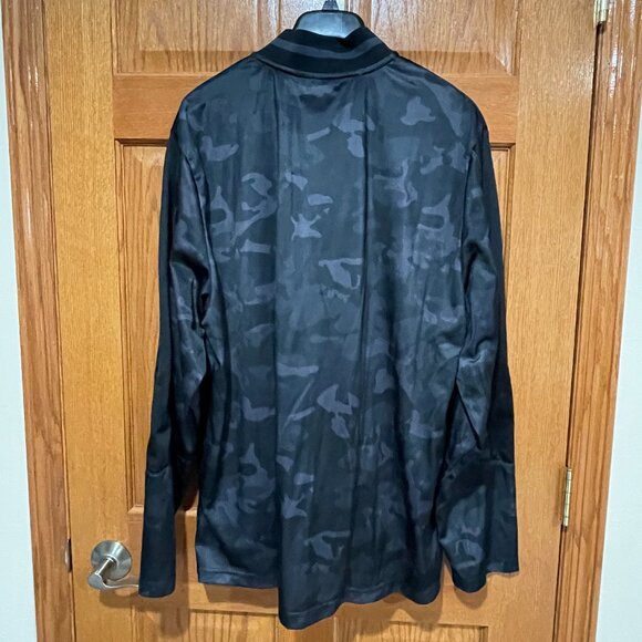 AND1 Men's 2XL Long Sleeve Mock Neck Full Zip Camouflage Black Track Jacket EUC - Picture 2 of 5
